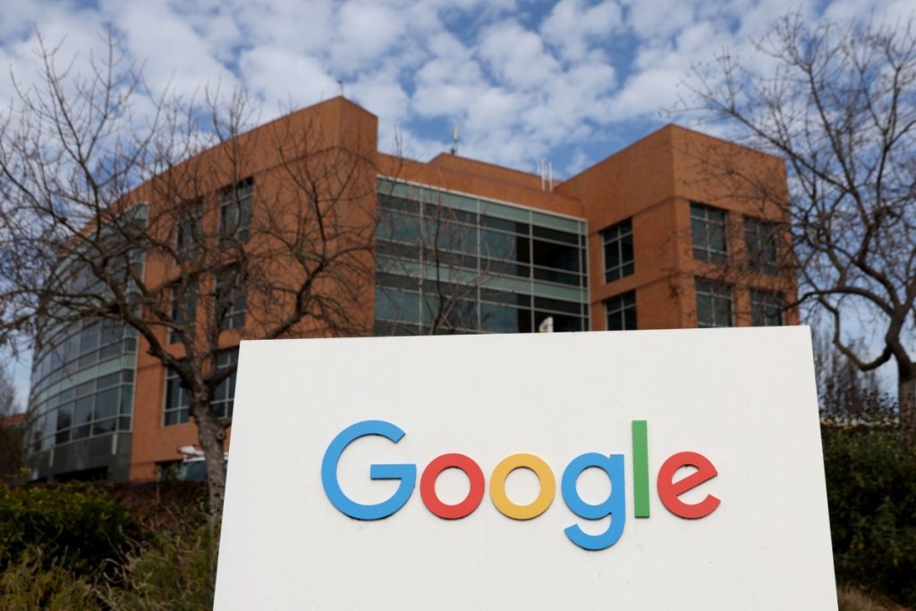 Google brings historical Street View imagery to Google Earth