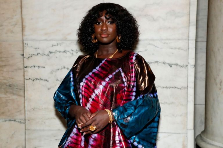 After raising over $3M, popular VC-backed beauty brand Ami Colé is shuttering