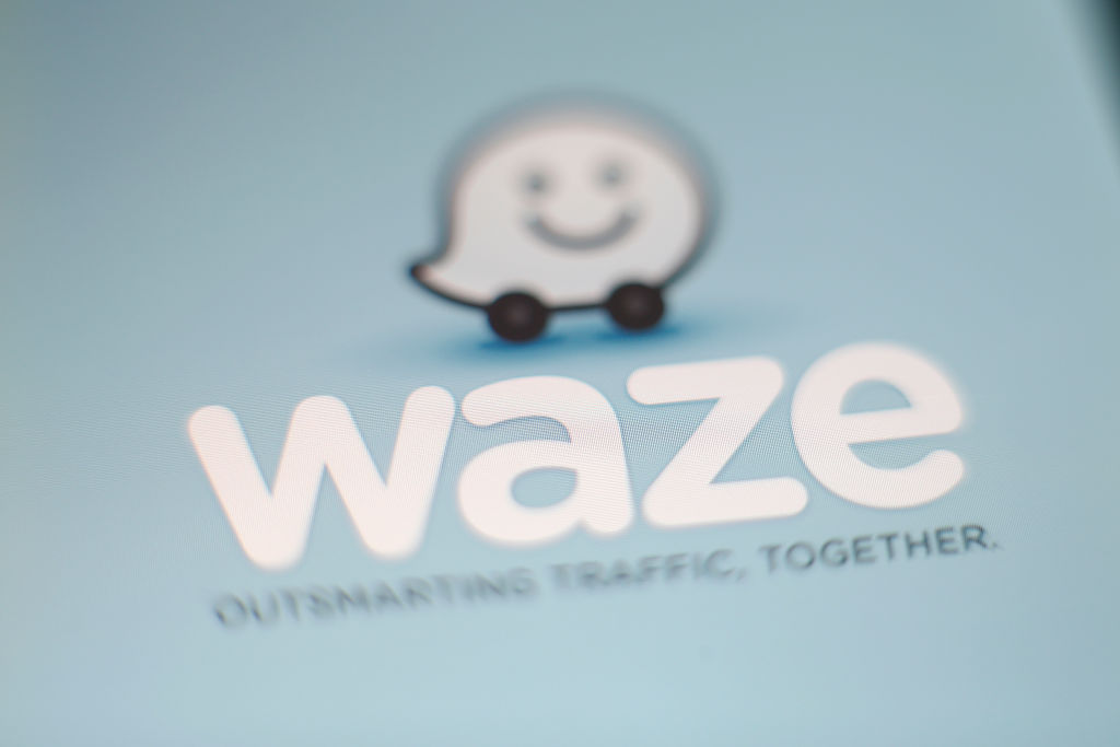 Waze removes Google Assistant from iOS due to ongoing issues